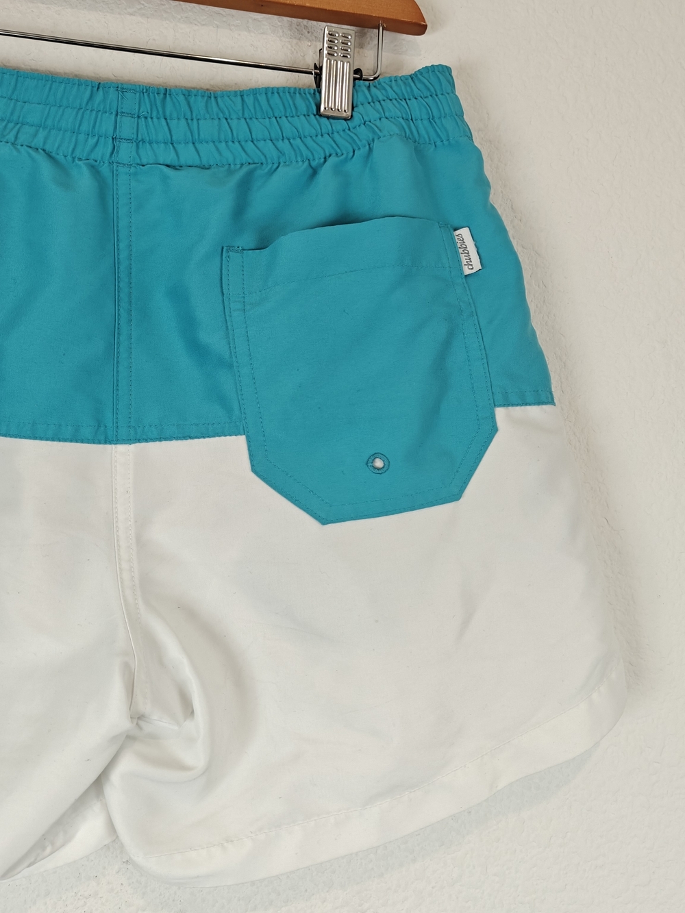 Chubbies Blue & White Colorblock Swim Trunks Men's Small 5" Inseam Beachcore - Picture 8 of 10